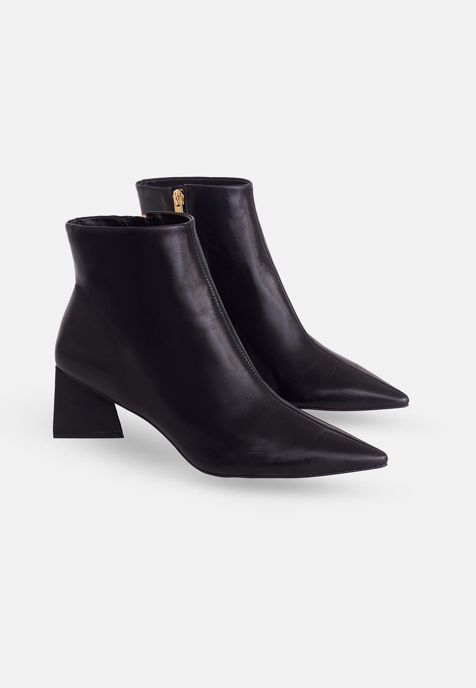Black Sheepskin Leather Ankle Boots Mabea – Women’s Pointed-Toe Block